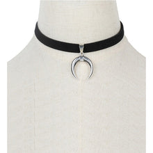 Load image into Gallery viewer, Black Choker Necklace for Women, Choker Necklace with Dainty Pendant