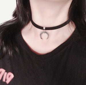 Black Choker Necklace for Women, Choker Necklace with Dainty Pendant